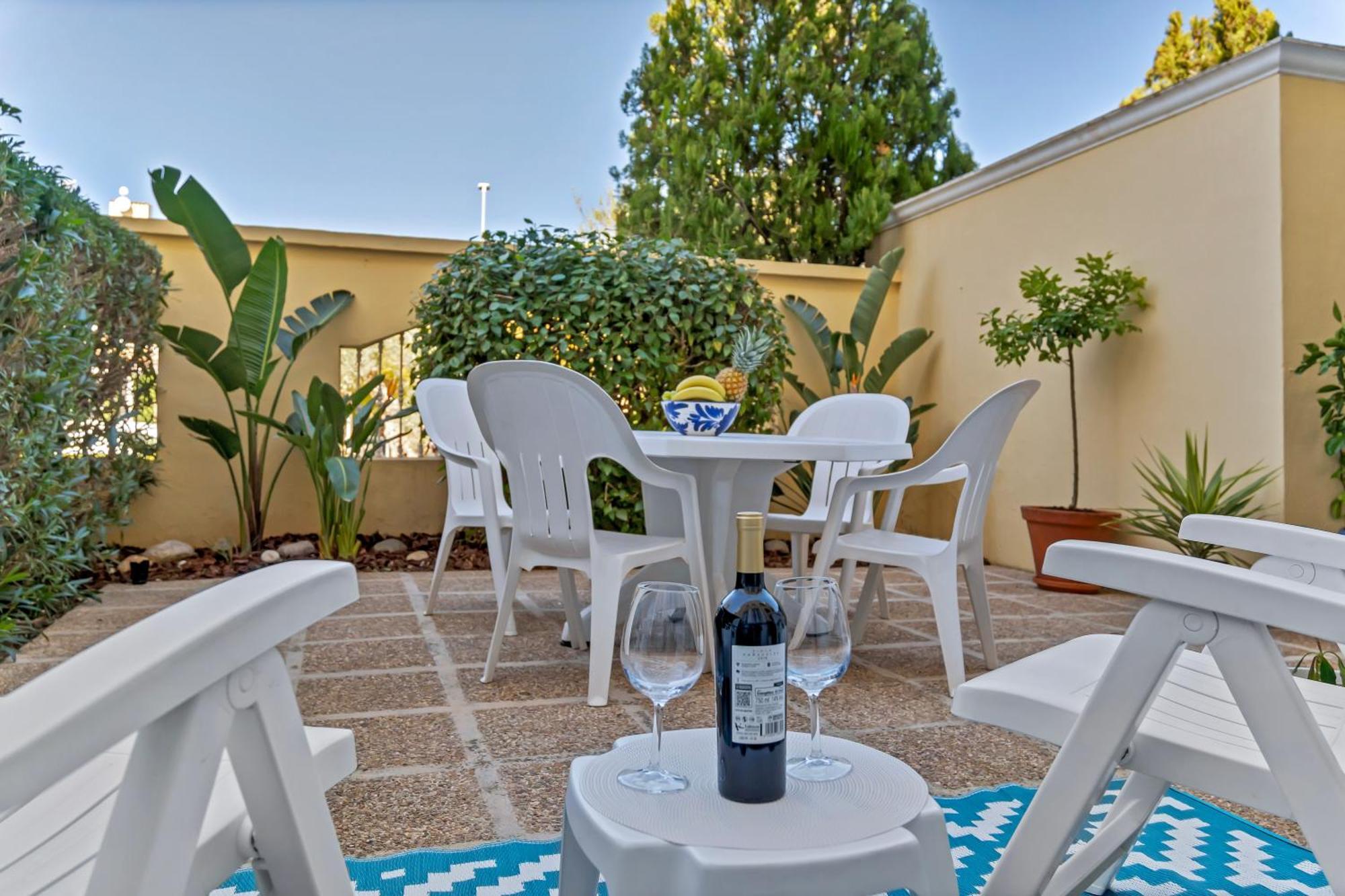 Casita Bonita - With Private Garden Near Beach In 哈维亚 外观 照片